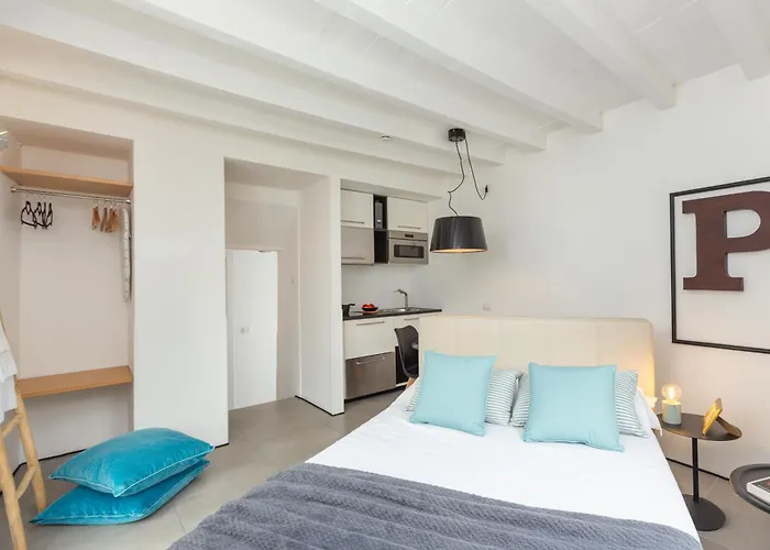 P Terrace Exclusive - View With Terrace - Free Parking *